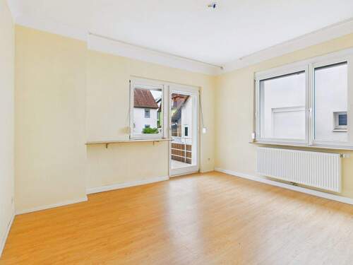 Wohnbereich - 3 Zimmer Etagenwohnung zur Miete in Stuttgart