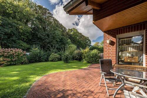 Garten mit Terrasse - 