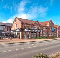 BÜRO- UND GESCHÄFTSHAUS IM ZENTRUM VON SITTENSEN