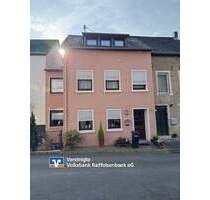 Ortrand von Lieser - Mosel und Weinberge in unmittelbarer Nähe