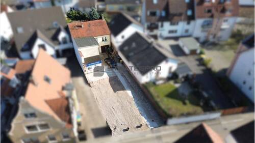 Luftbild - 5 Zimmer Einfamilienhaus zum Kaufen in Mannheim