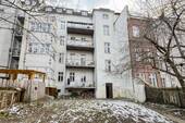 Rückseite Haus - 4 Zimmer Etagenwohnung zum Kaufen in Leipzig