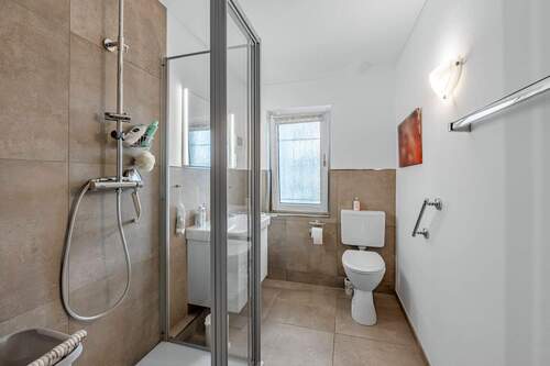 Badezimmer erstes Obergeschoss - 