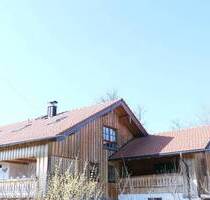 Außergewöhnliche 4-Zimmer-Maisonette-Wohnung; Anfragen bitte nur per email! - Lenggries