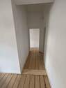 Flur in den hinteren Bereich - 