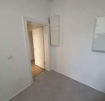 Altbauwohnung im 1. OG, Erstbezug nach Renovierung in Duissern, leider ohne Balkon. - Duisburg