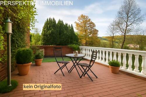 Terrasse bearbeitet - 5 Zimmer Einfamilienhaus zum Kaufen in Mossautal