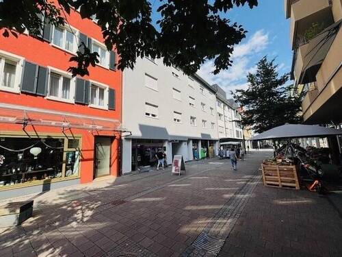 Aussenansicht - Lukratives Investment: Saniertes Wohn-Geschäftshaus in der Fußgängerzone mit Ausbaureserve