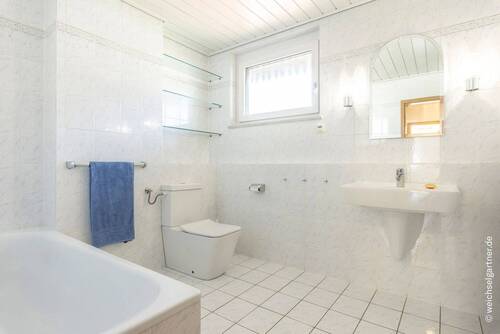 Tageslichtbad im Obergeschoss - 