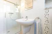 Duschbad im Erdgeschoss - 