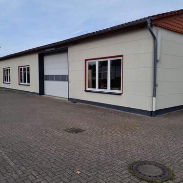 Hallen Seitenansicht - Halle zur Miete in Osterode am Harz