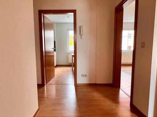Flur - 2 Zimmer Etagenwohnung zur Miete in Plauen