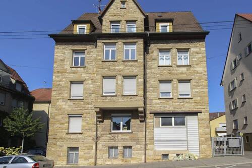 Außen - Großzügige 5-Zimmer-Wohnung in attraktiver Wohnlage