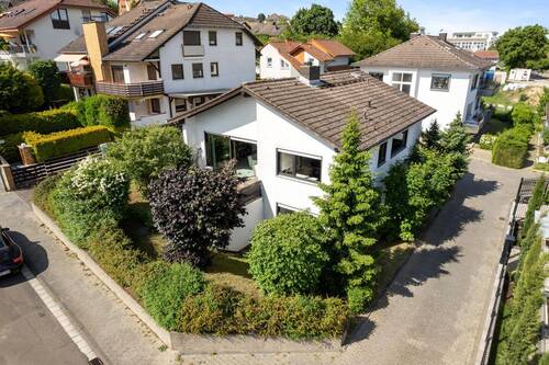 Außenansicht - 5 Zimmer Einfamilienhaus zum Kaufen in Hofheim am Taunus