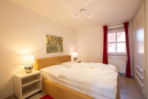 07 - ISA266 - Schlafzimmer - 