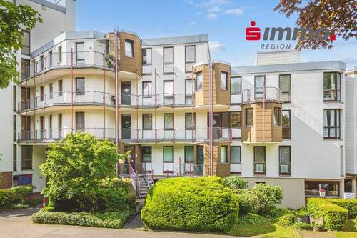 Titelbild - Bezugsfreie 3-Zimmerwohnung mit großem Balkon und PKW-Stellplatz zwischen Steppenberg und Klinikum