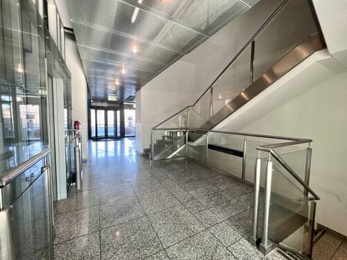 Treppenhaus - Hotel, Pension, Gasthof in Dresden