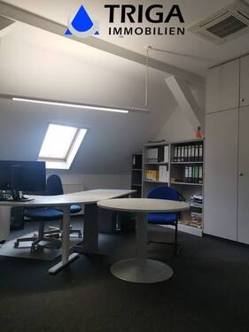 Büro 2 - 