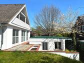 seitliche Ansicht und Garage.jpg - 