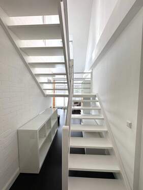 treppe hochkant.jpg - 