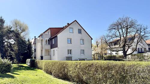 Gebäudeansicht seitlich - Smarte Investition in grünem Umfeld