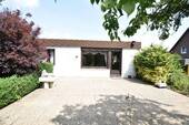 Terrassenansicht - Charmanter Bungalow in ruhiger Seitenstraße!