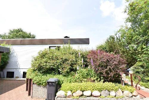 Seitenansicht - 4 Zimmer Mehrfamilienhaus, Wohnhaus zum Kaufen in Wriedel