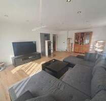 Charmante 4-Zimmer-Wohnung mit separater Wohnküche und zwei Bädern in Rosenheim zu verkaufen