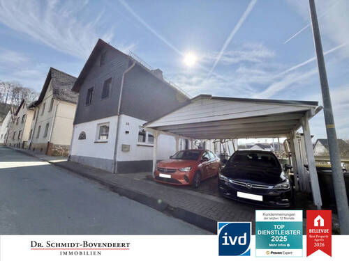 Bild 1 - Für die kleine Familie: Gemütliches und charmantes Fachwerkhaus mit Doppelcarport in 35619 Braunfels