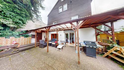 Terrasse.jpg - 6 Zimmer Einfamilienhaus zum Kaufen in Wuppertal