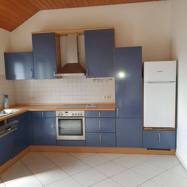 Einbauküche - 3 Zimmer Etagenwohnung zur Miete in Kieselbronn