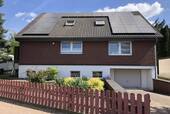 Bild1 - Dessau-Roßlau: Einfamilienhaus mit Einlieferwohnung, mit Swimmingpool, 2 Garagen, sehr ruhige Wohnlage