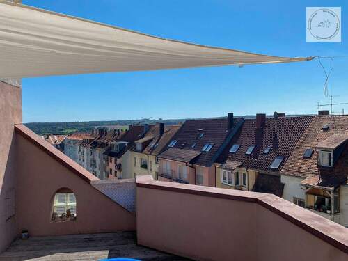 Terrasse - 5 Zimmer Etagenwohnung in Pforzheim