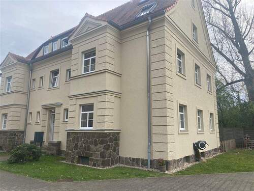Hausansicht - Etagenwohnung mit 60,90 m² in Markkleeberg zur Miete