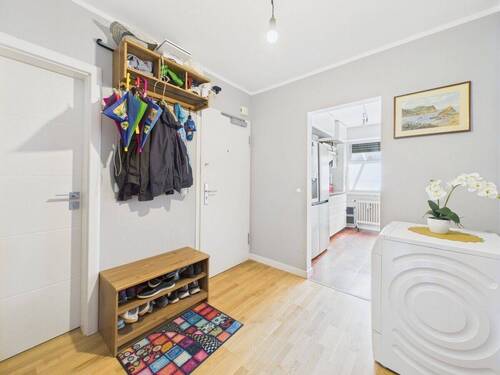 Flur/Eingang - 5 Zimmer Etagenwohnung in München