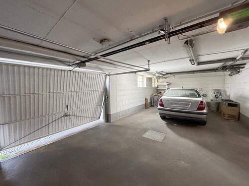 Garage - 
