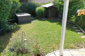 Garten und Whirlpool - 