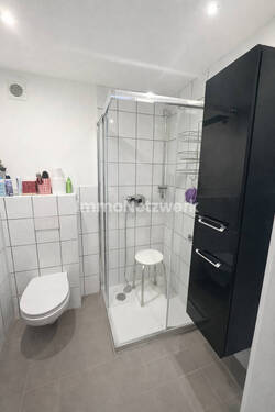 Dusche WC Anliegerwohnung - 