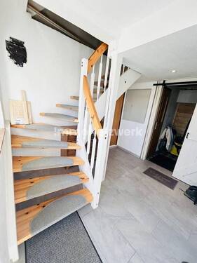 Eingang Flur Hauptwohnung - 