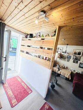 Eingang Anliegerwohnung Flur - 