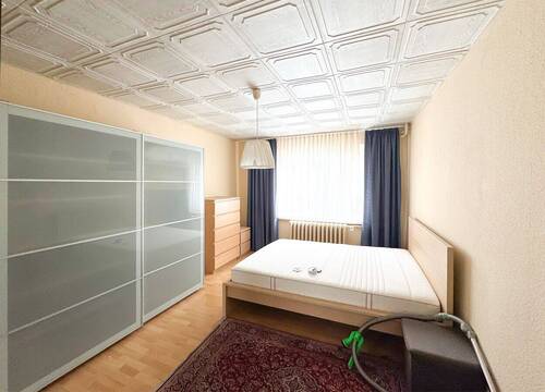 ...bequem daneben das Schlafzimmer - 