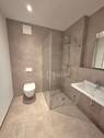 Badezimmer mit Dusche - Etagenwohnung mit 113,40 m&sup2; in Hannover zur Miete