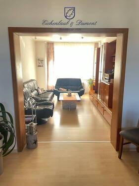 Wohnzimmer EG - 8 Zimmer Mehrfamilienhaus, Wohnhaus in Mandelbachtal