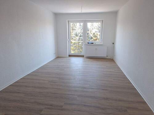Wohnzimmer - 4 Zimmer Etagenwohnung zur Miete in Neuenkirchen