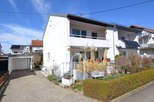 Ansicht 1 - Doppelhaushälfte mit Garage und Carport