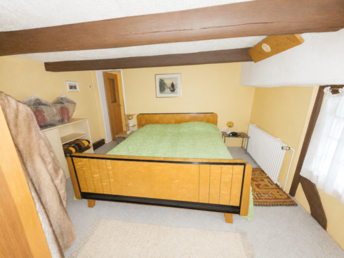 1 OG - kleine Wohnung Schlafzimmer - 