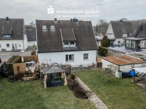 Rückansicht - 6 Zimmer Einfamilienhaus zum Kaufen in Beckum / Neubeckum