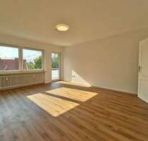 Helle, renovierte 3-Zimmer-Wohnung nahe Bahnhof - bezugsfrei & ohne Provision! - Stade