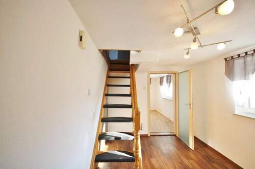 Treppe vom EG in das DG - 