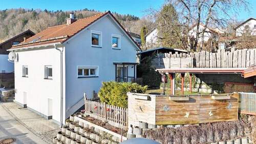 Hausansicht - 4 Zimmer Einfamilienhaus zum Kaufen in Freyung / Aigenstadl